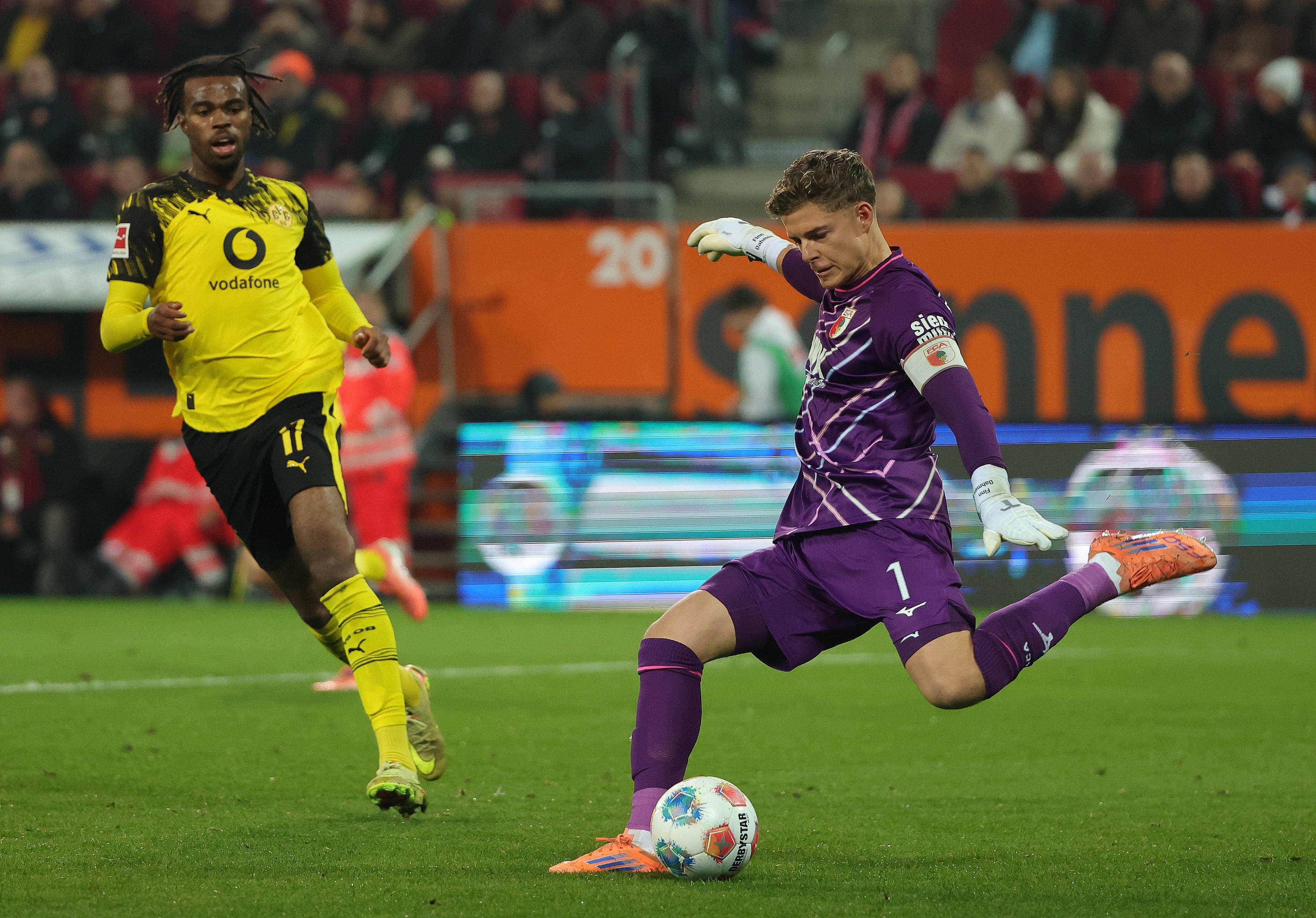 今晨体能课后；多特蒙德豪取连胜备战德甲；引发热议；训练强度明显提升的简单介绍